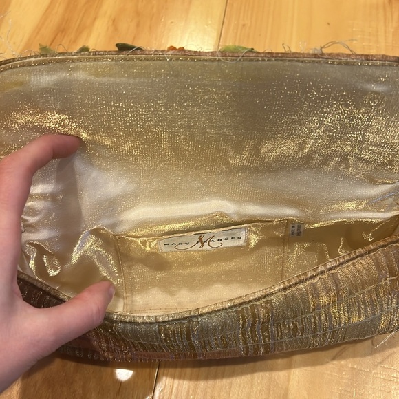 Mary Frances retired butterfly floral appliqué bag - Picture 6 of 6